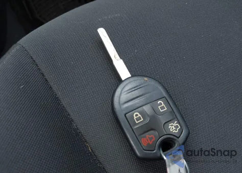 2018 Ford Fiesta Se z USA, uszkodzony, nr VIN 3FADP4BJXJM133847